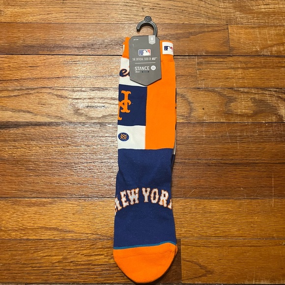 New stance New York Mets socks